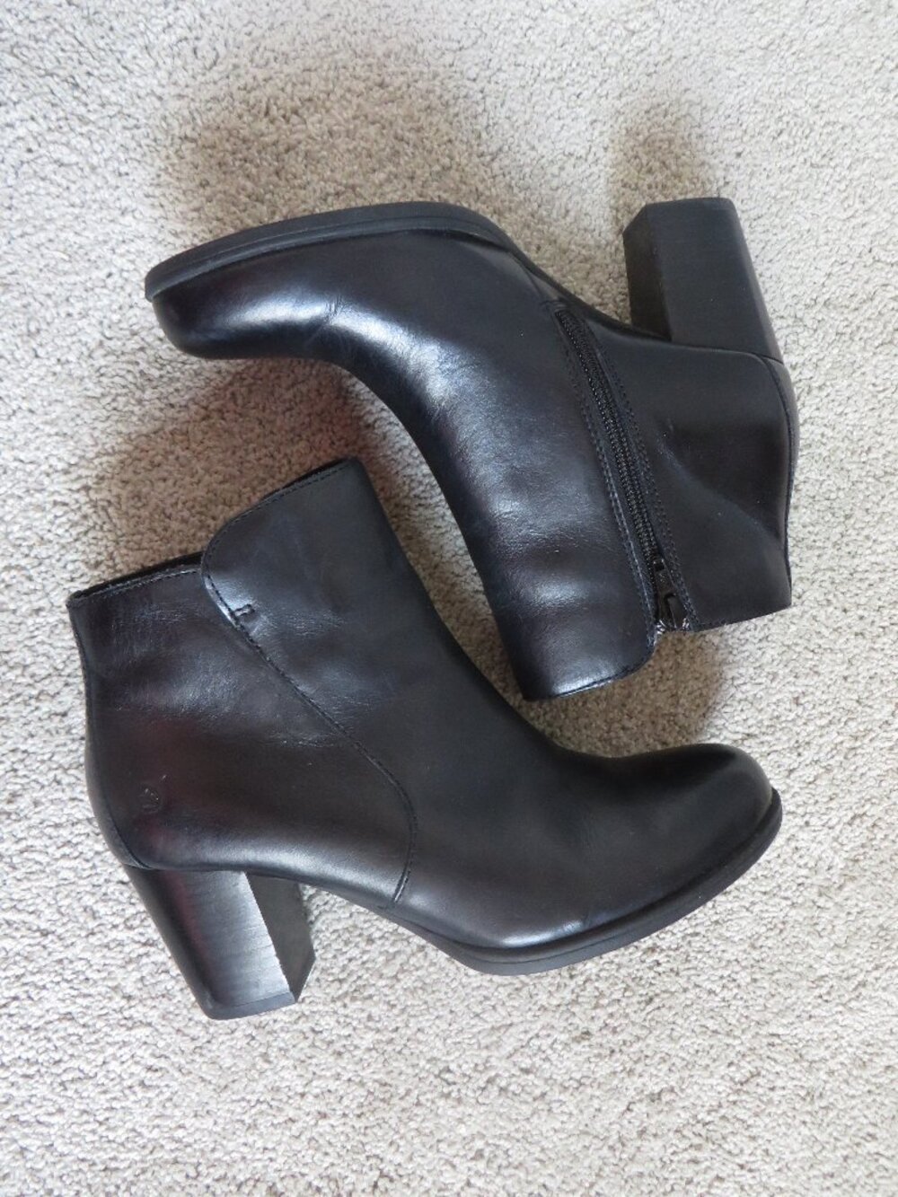 BORN Claire Womens Ankle Booties Size 6 Black Leather Block Heel Zip Side